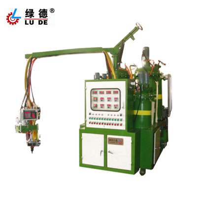 China Polurethane Trace Foaming Machine for making sock pad, ball and so on